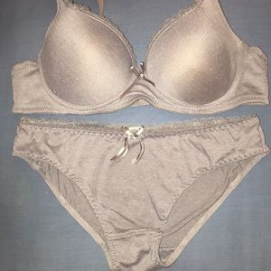 boyleg panty bench
